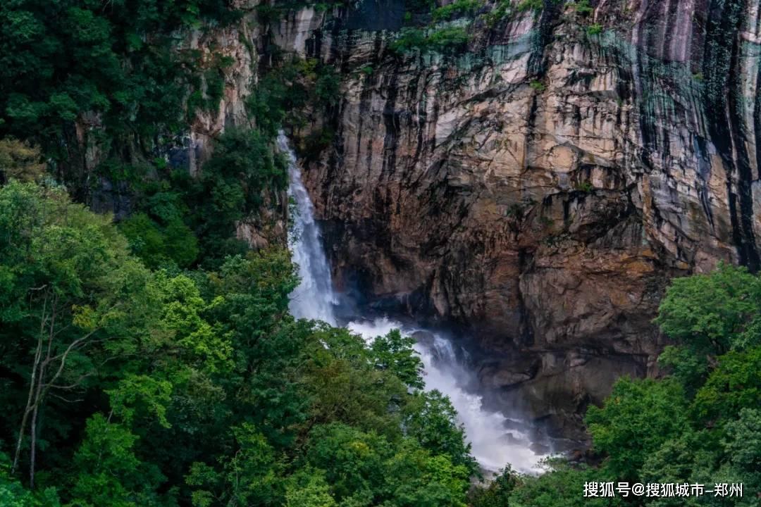 哥伦比亚山体滑坡已致40人死亡 搜救工作即将结束